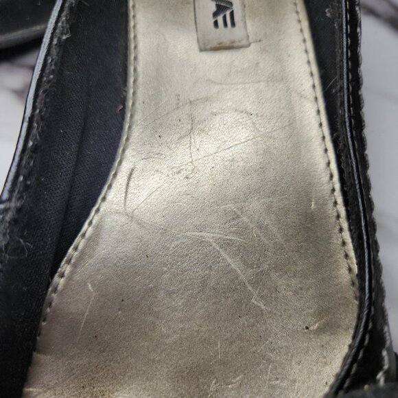 🎊3 FOR $10  AMERICAN EAGLE WOMENS SIZE 8W BLACK WEDGE HEELS WITH BOW ON TOE - Picture 4 of 9